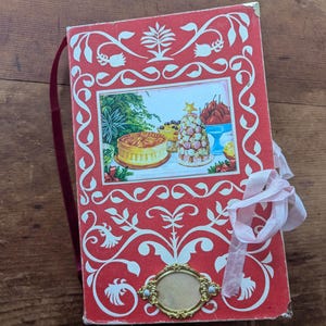 Homemade Comfort Christmas -Handmade Holiday Artisan Junk Journal