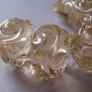 Beads Glass Handmade Lampwork Ericabeads Pale Apricot Scrolled Sparklies (6)