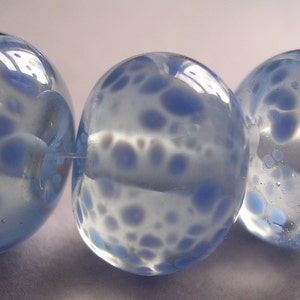 Glas handgemachte Blaue Perlen Lampwork Blau auf hellblauen Ericabeads (6)