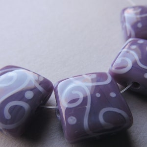 Lampwork Glass Purple Beads Handmade Fine Purple Puffy Pillows Ericabeads (4)