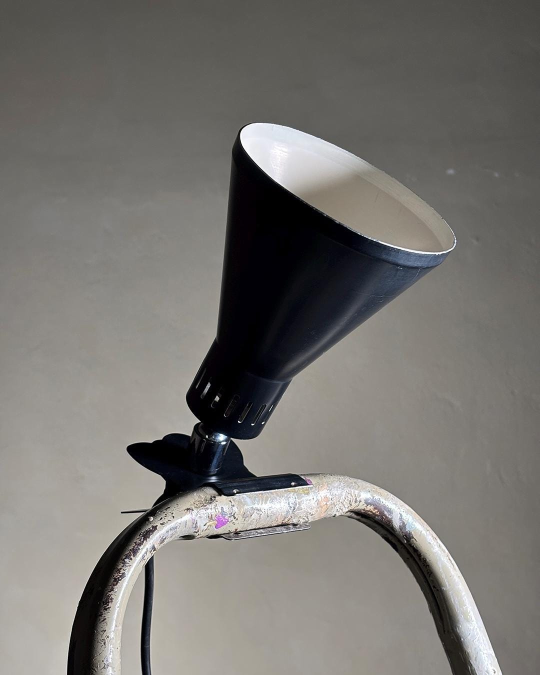 Vintage 1950s Spring Wall Lamp Attributable to Stilnovo, Made in Italy Mid Century, Black Finish