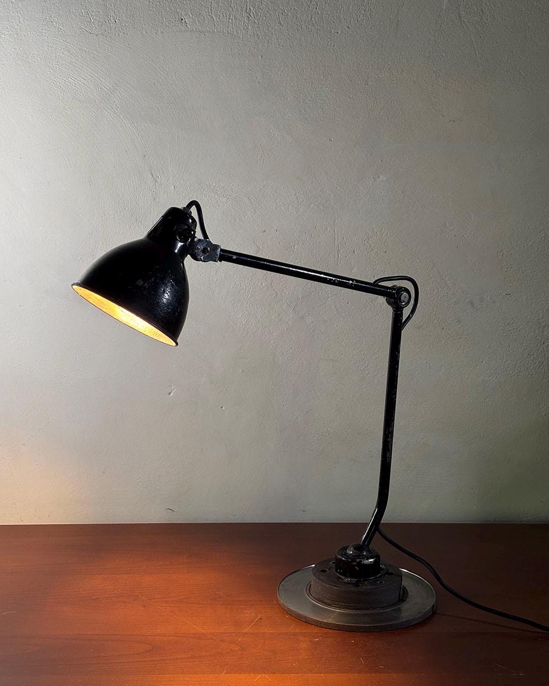 Vintage 1940s Industrial Workshop Lamp Black With Base - Etsy Israel
