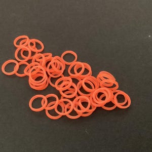 Latex top knot bands