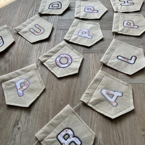 Personalised Jungle Animal Custom name felt wall hanging banner, nursery/children’s decor Elephant bunting, Wild Animal decor, Felt decor