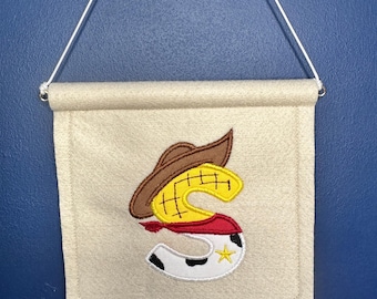 Personalised ‘S’ letter woody felt wall hanging, nursery/children’s decor, western Toy Story bunting, kids rodeo wall art cowboy Felt banner