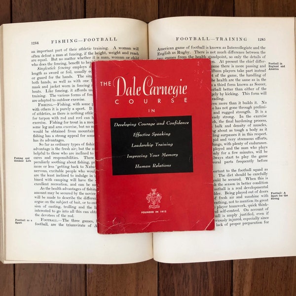 Vintage Book - The Dale Carnegie Course in Developing Courage & Confidence, Effective Speaking, Leadership Training, Improving Your Memory,