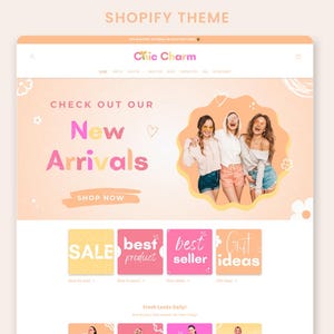 Puede incluir: Una página de inicio de un sitio web para una tienda en línea llamada "Chic Charm" con un esquema de color rosa y amarillo. La página de inicio presenta una imagen de banner de tres mujeres con atuendos veraniegos y gafas de sol. El texto del banner dice "Echa un vistazo a nuestras nuevas llegadas, Compra ahora". Debajo del banner hay cuatro cuadrados coloridos con el texto "Venta", "Mejor producto", "Mejor vendedor" y "Ideas para regalos".