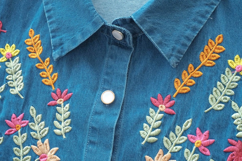 New Hand Embroidered Flower Sleeveless Denim Shirt image 4