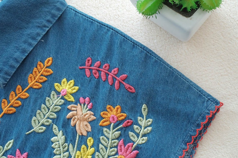 New Hand Embroidered Flower Sleeveless Denim Shirt image 2