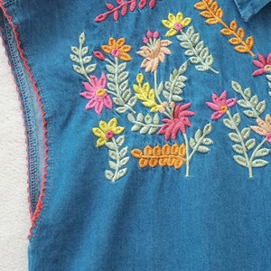 New Hand Embroidered Flower Sleeveless Denim Shirt image 5