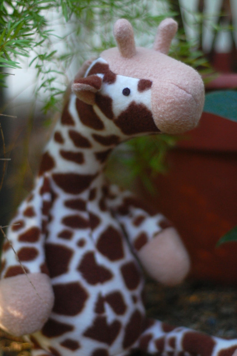 Jeremy Giraffe PDF Sewing Pattern with Easy Instructions and Step-by-Step Photos image 2