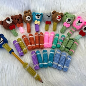 手作りあみぐるみかぎ針編みクマ鉛筆キャップ 手作りかわいいクマペンカバー 手作りかぎ針編みぬいぐるみクマ鉛筆キャップ 新学期用品