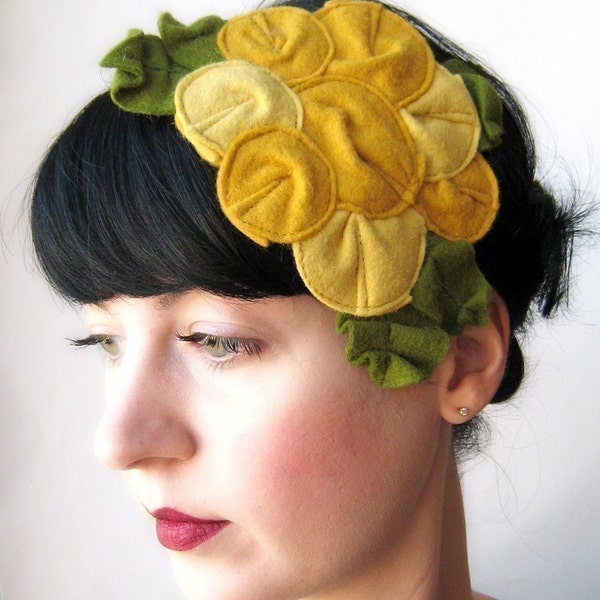Giant Dwarf // Rosette Fascinator // The Canary