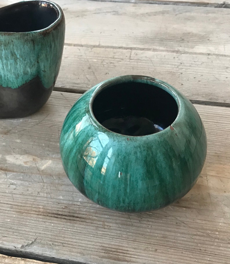 Vintage Mcm Blue Mountain Pottery Canada Small Ceramic Vase Etsy