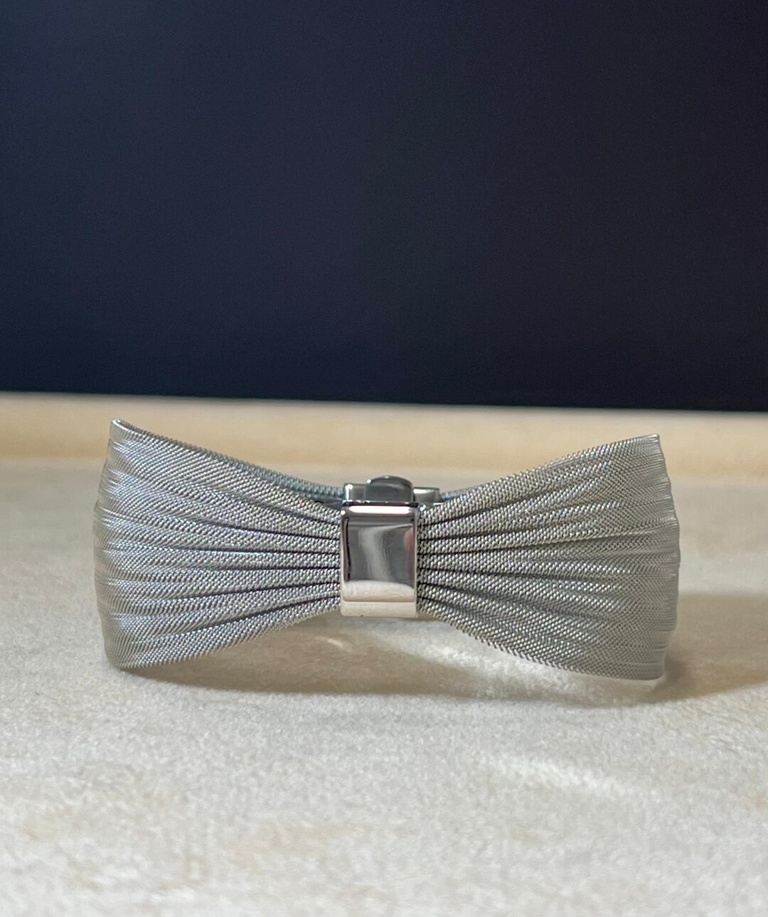 Mini Stainless Steel Mesh Bangle in Gray With Push Button Clasp - Etsy