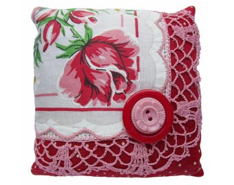Pañuelo vintage de rosas rojas con bolsita de lavanda, cuadrado de 11,4 cm