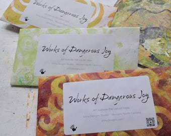 Kit Happy Mail – Busta a sorpresa con elementi decorativi fatti a mano, adesivi per artisti e carte artigianali per creatori
