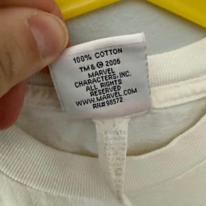 Vintage Kids Captain America T-Shirt Marvel Comics Small 8 y2k 2006 image 5