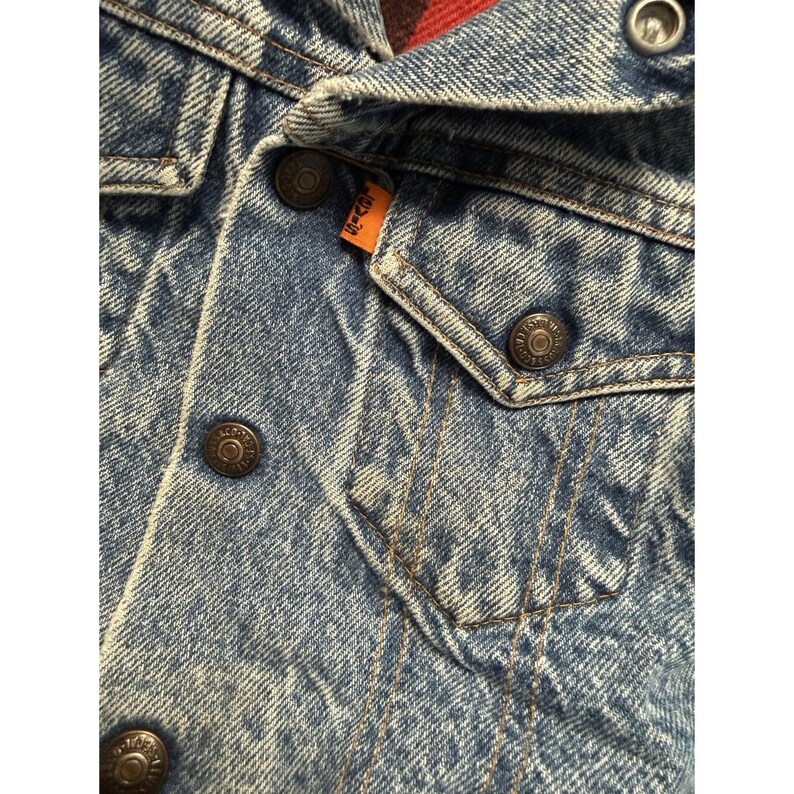 Chaqueta vaquera vintage Little Levis con etiqueta naranja y forro a cuadros de búfalo, talla 6. LEER imagen 7