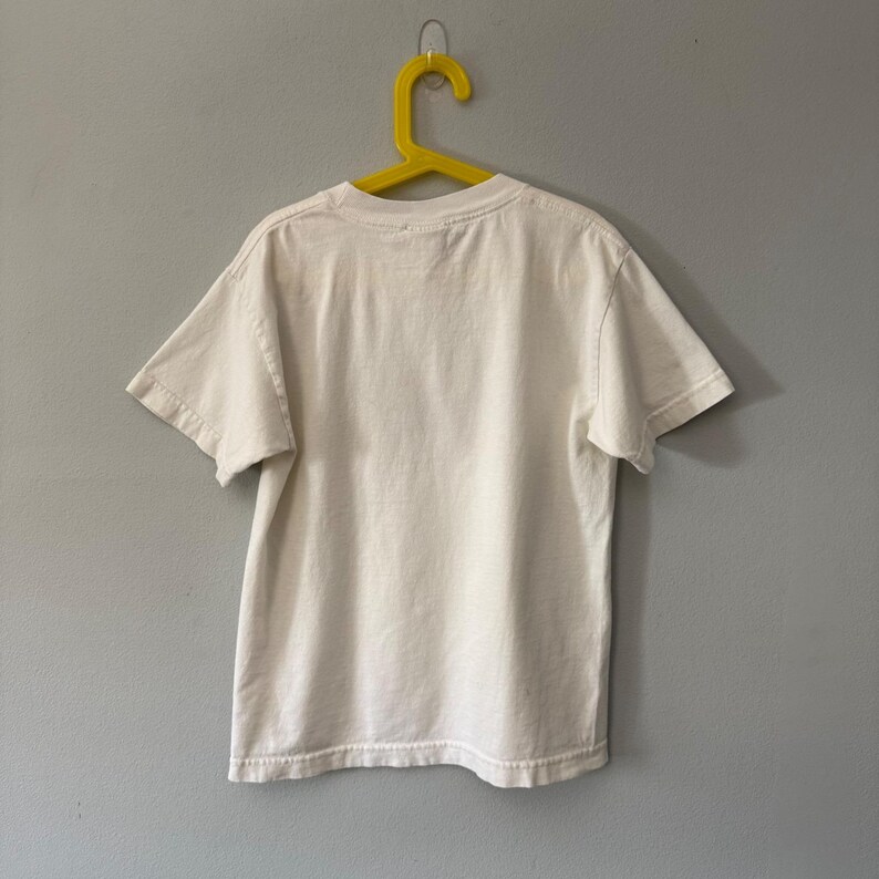 Vintage Kids Captain America T-Shirt Marvel Comics Small 8 y2k 2006 image 6