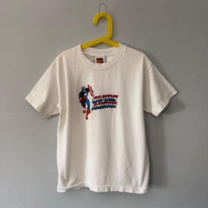 Vintage Kids Captain America T-Shirt Marvel Comics Small 8 y2k 2006 image 1