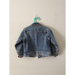 Chaqueta vaquera vintage Little Levis con etiqueta naranja y forro a cuadros de búfalo, talla 6. LEER imagen 4