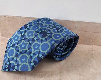 A luxury blue and limited edition of a boutique tie inspired by a Nobel prize winner Prof. Dan Shechtman; Men accessory ; present