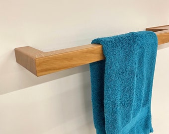 Handtuchhalter aus Eichenholz/Nussbaumholz / lackierter Handtuchhalter / Handtuchhalter mit Ablage / Badezimmer