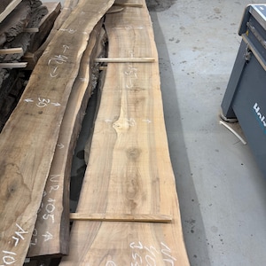 Deski orzechowe cięte na wymiar - surowe deski do projektów DIY / Drewno orzechowe - deski z litego drewna - lite drewno - drewno na wymiar