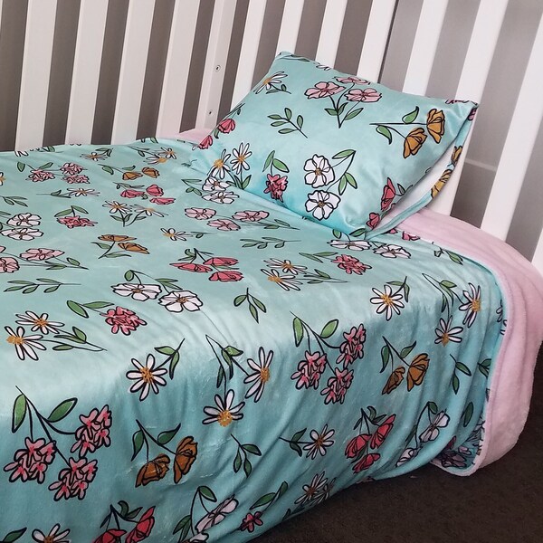 Double MINKY Flower Toddler Comforter and Pillow set for Girl Todder bed or Crib: minky blanket and pillow bedset