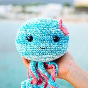 Blue-Octopus-Amigurumi-PDF-Crochet-Pattern