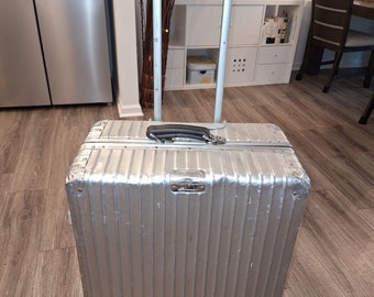 Rimowa Classic Flight Check-In L Suitcase 4 Wheels Silver