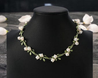 Collier de fleurs d'été, bijoux d'été, collier de fleurs pour femme, collier de fleurs, bijoux de fleurs, fleur de naissance, muguet