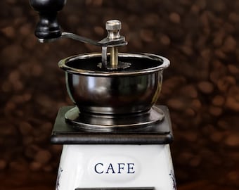 アンティークドイツ製壁掛けコーヒーミル - セラミックホワイトブルー