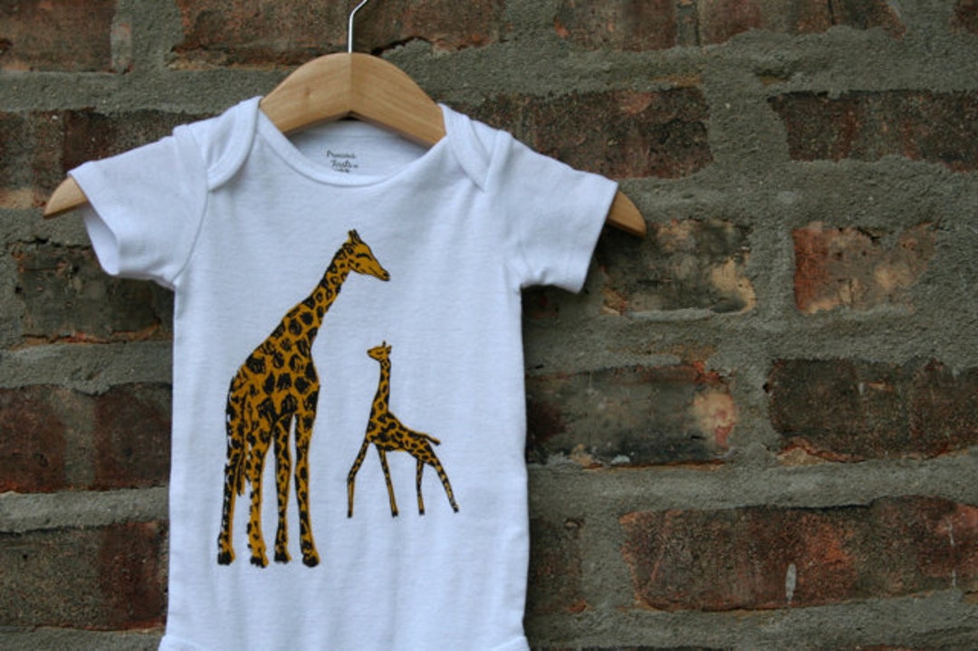 Cute Baby Onesie®, Giraffe Baby Clothing, Giraffe Baby Gift, Giraffe Onesie®, Giraffe Shower