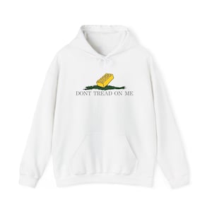 Trampa inte på mig - Rolig luvtröja White