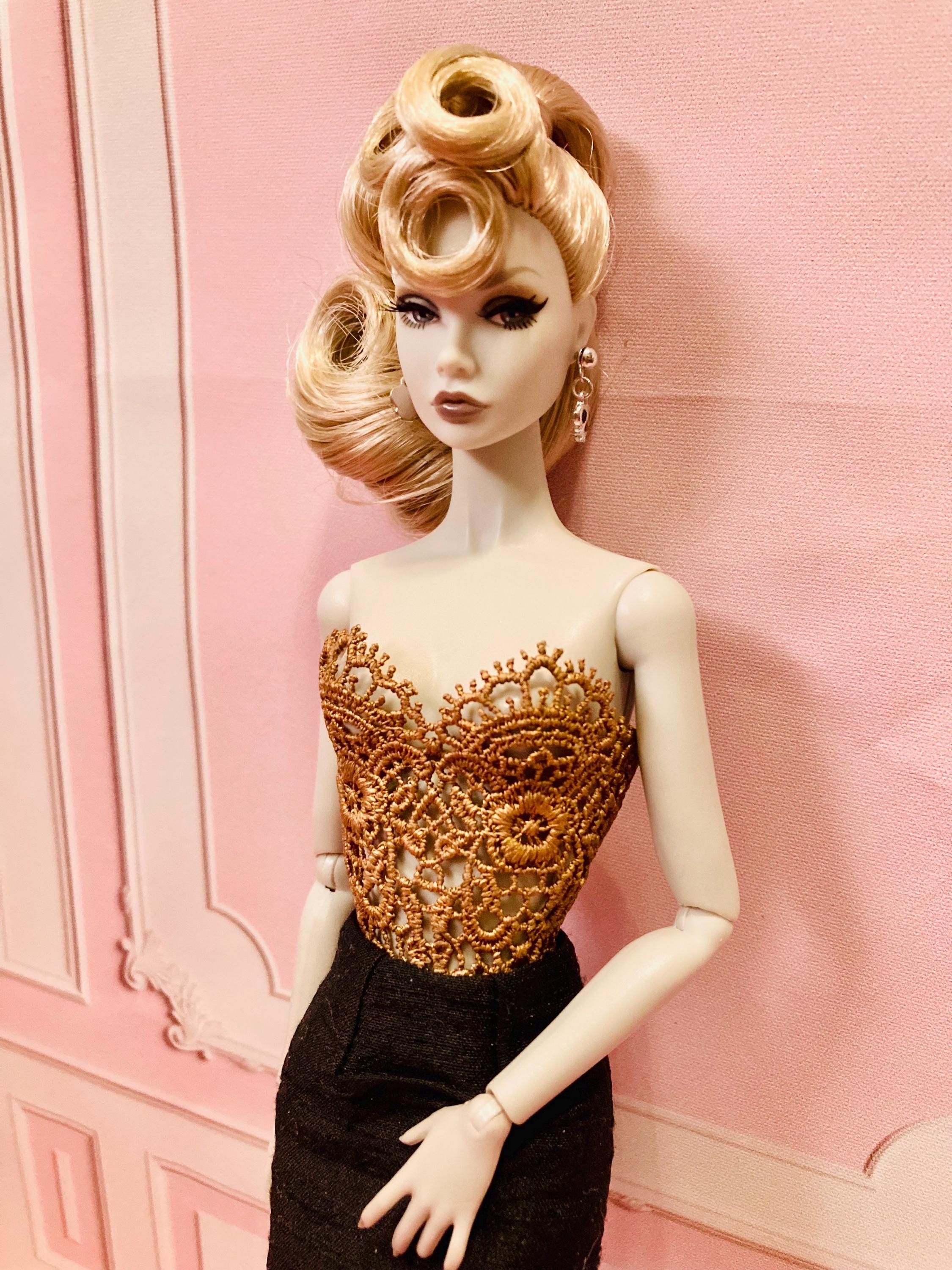 TENUE LA PETITE ROBE NOIRE LUXURY WEAR COLLECTOR 2002 NRFB POUPEE FASHION ROYALTY BARBIE Silkstone Dolls Integrity Toys Jason Wu