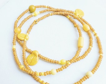 Yellow Stretch Bead Necklace in Vintage Glass and Venetian Trade Beads