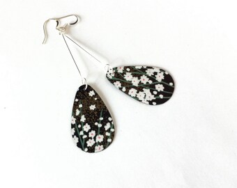 Black and White Flower Earrings -Yuzen Chiyogami , Japanese Paper Earrings, On Turquoise Patina Metal or Wood Disk