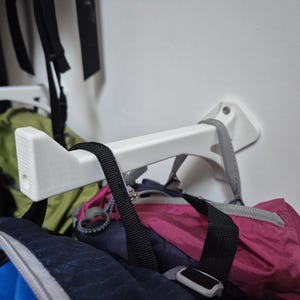 support mural sac à dos - Wall Mounted Backpack Hook – 3D Printed Storage Organizer – Garage Bag Holder