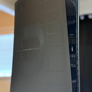 Spersonalizowana, grawerowana laserowo obudowa konsoli PlayStation 5 | Spersonalizowany sprzęt dla graczy | Unikalna obudowa do gry