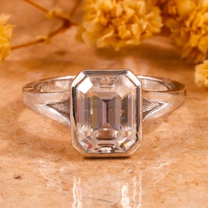 2.5 Carat Emerald 14K White Gold Engagement Ring Emerald Cut Moissanite Engagement Ring Diamond Wedding Ring Anniversary Ring Gift For Her
