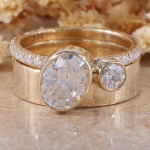 2 CT Oval Moissanite Wide Band Ring Set, Oval bezel Ring Set, Anniversary Gift Ring set For Woman, Oval and Round Bezel Set Bridal Ring Set