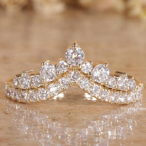 14K Gold Chevron Stacking Ring Round Shaped Lab Diamond Vintage Matching Band Lab Grown Diamond Curved Wedding Band Tiara Promise Ring Women