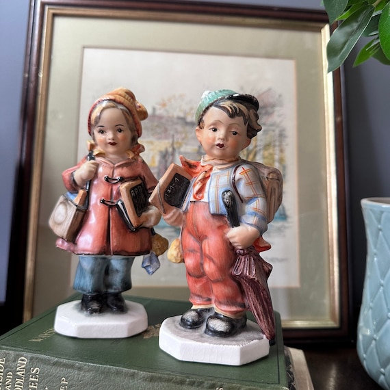 germany schoolgirls vintage Hessian schoolgirls in holiday costume (14 petticoats ...