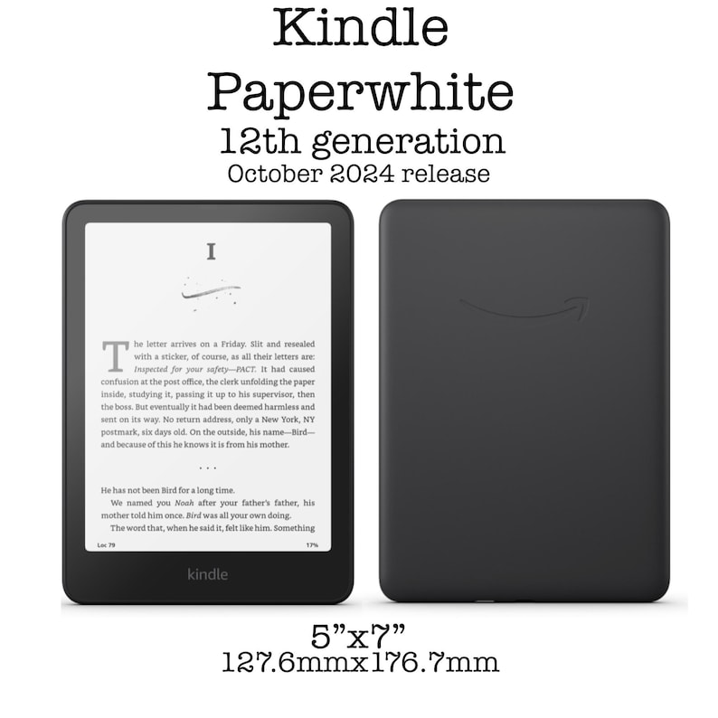 Pode incluir: Um leitor de e-books Kindle Paperwhite preto com uma tela de 5" x 7", 12&ordf; gera&ccedil;&atilde;o, lan&ccedil;ado em outubro de 2024. O leitor de e-books exibe um texto de amostra na tela.