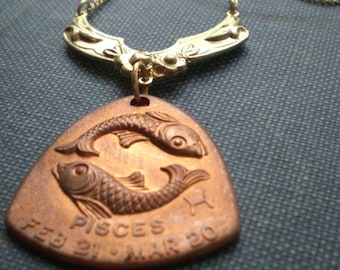 Agua signo Piscis Horóscopo zodiaco astrología collar