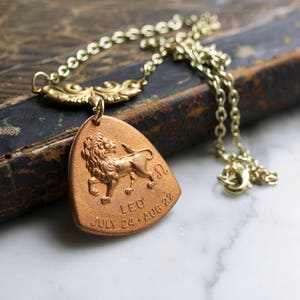Leo Horoscope Zodiac Astrology Necklace - The Lion