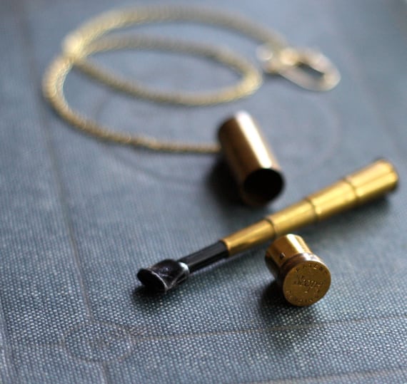Vintage 40's 50's Brass Scope Telescoping Cigarette Holder Canister Vial  Necklace