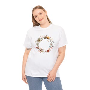 Blumen-Shirt, Geschenk für sie, florales Grafik-T-Shirt, Blumen-Shirt, Blumen-T-Shirt, Wildblumen-Shirt, Wildblumen-T-Shirt, Blumen-Shirt-Ästhetik